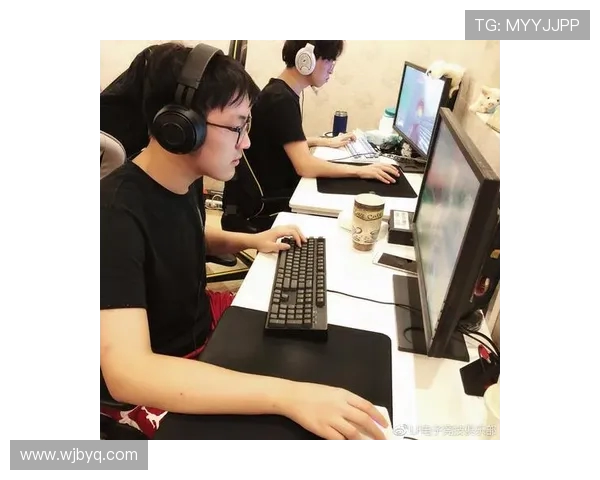 无锡信捷战队奋勇出征展现青春力量书写电子竞技荣耀篇章