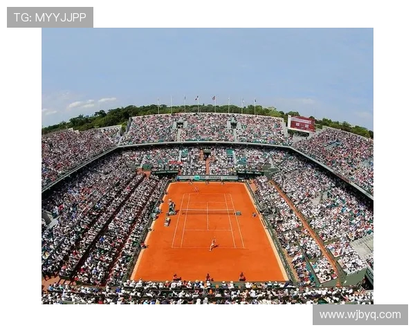 网球运动的发展历程与未来趋势分析:从草地到硬地的技术演变与全球影响