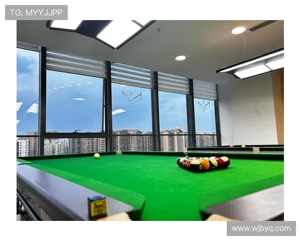 沉浸式体验台球竞技魅力探索技巧提升与心理博弈的完美融合 沉浸式体验台球竞技魅力探索技巧提升与心理博弈的完美融合