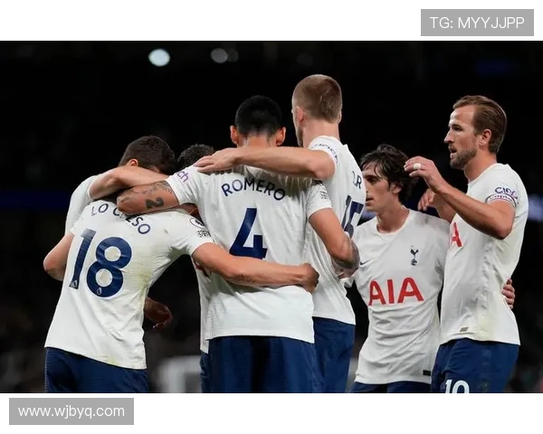 热刺鏖战西汉姆主场迎来英超激烈对决，胜负难料悬念丛生