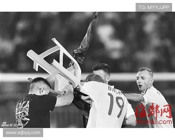 激烈对决！体育赛事中的经典瞬间与运动员心路历程全面剖析