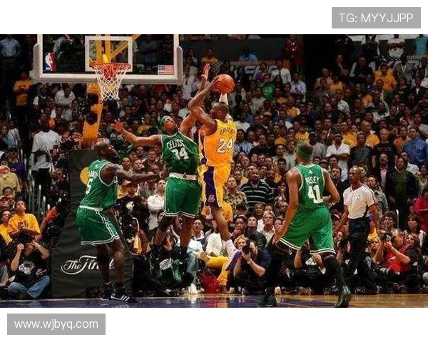 2015年湖人与勇士的激烈对决回顾及其对NBA历史的影响分析